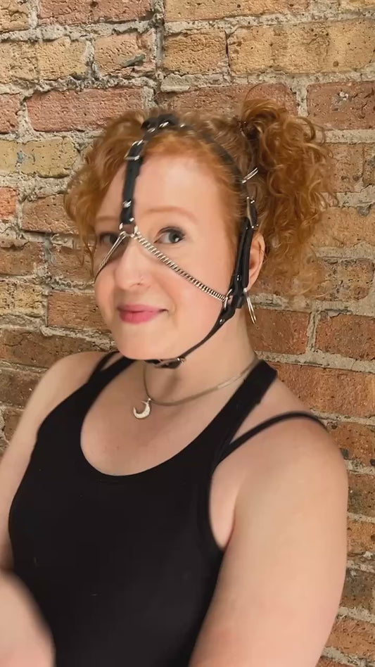 Chain Face Harness