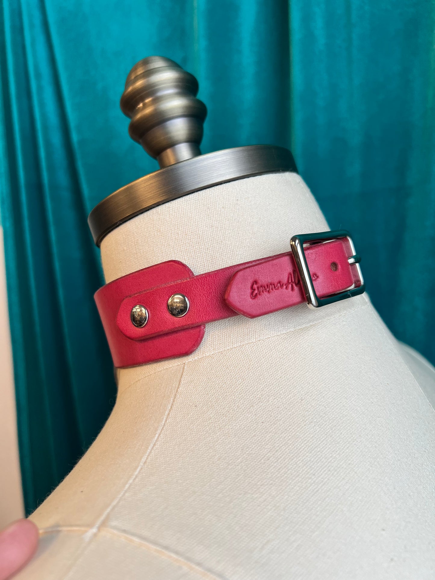 Pink Door Knocker Collar Sample