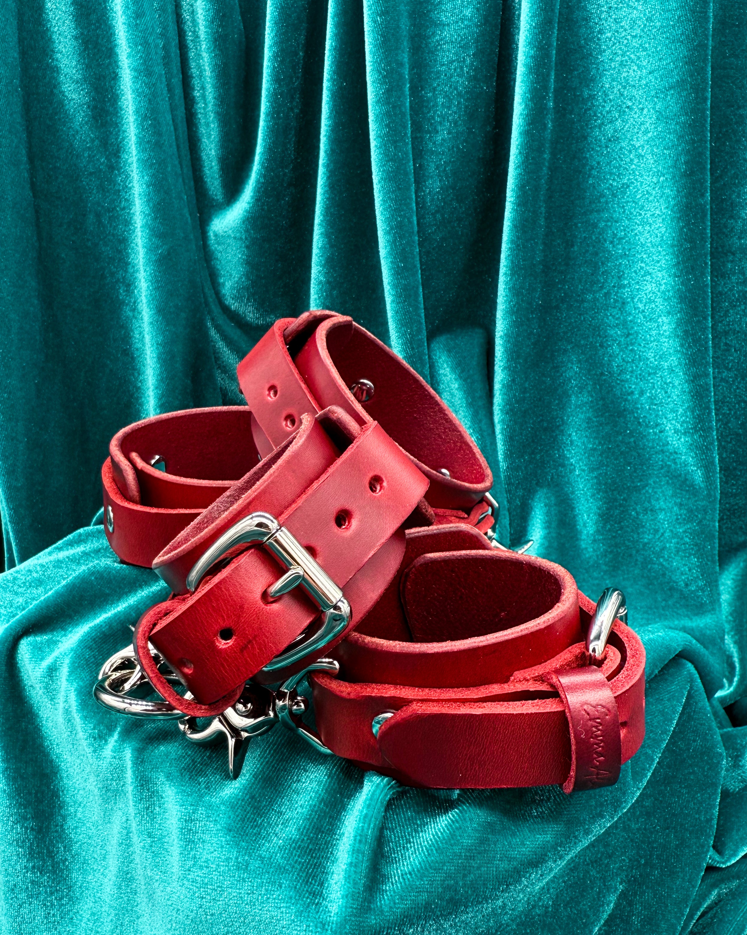 Super Romantic Hogtie Set – Emma Alamo