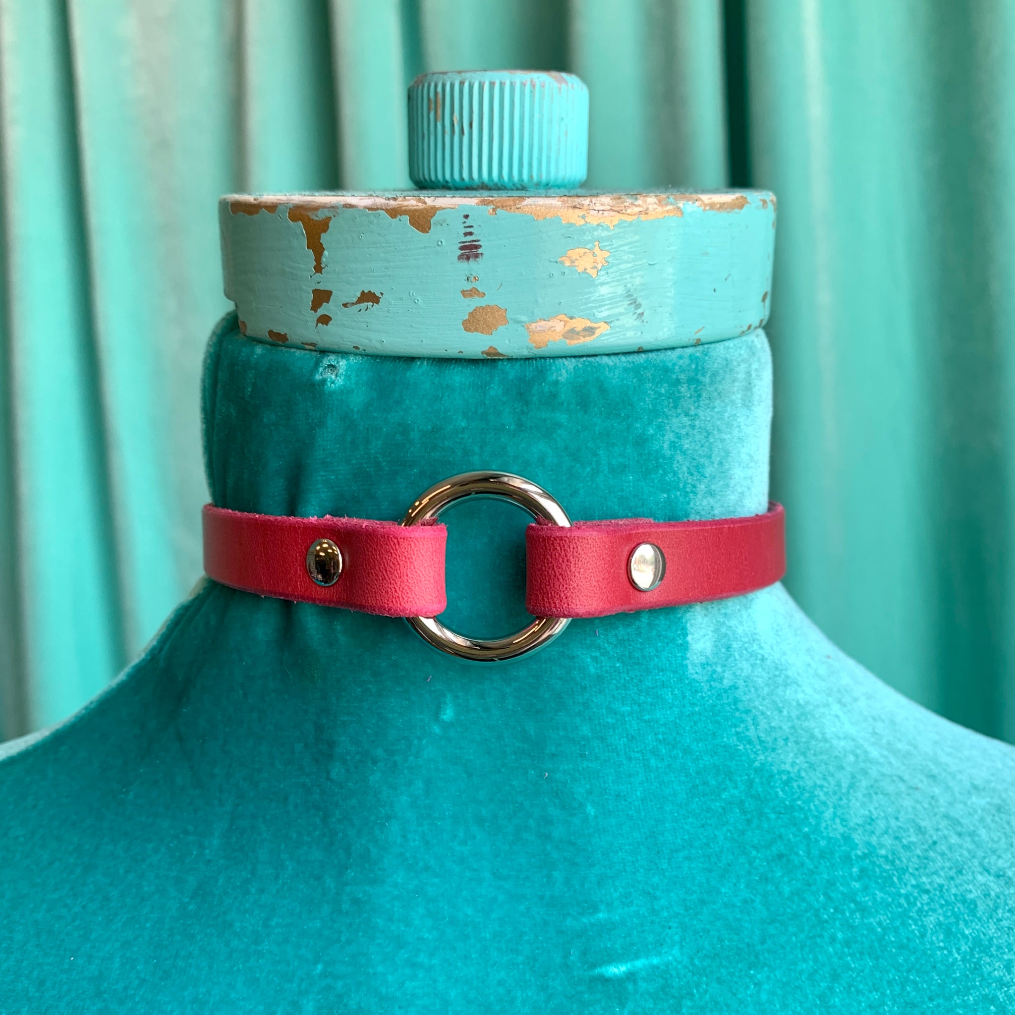 Classic ORing Collar Emma Alamo